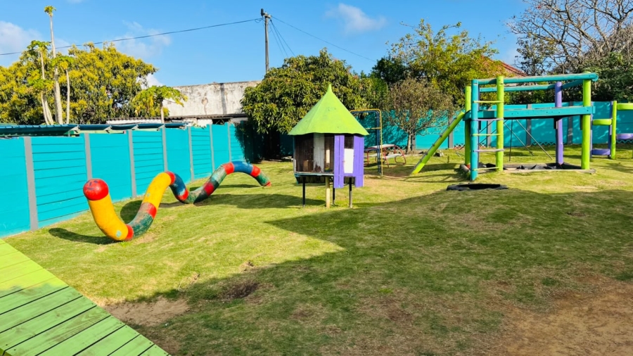 5 Bedroom Property for Sale in Greenfields Eastern Cape